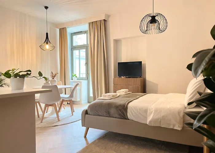 Studio Premium With Air Conditioning For Couples In The Heart Of Krakow, Main Square