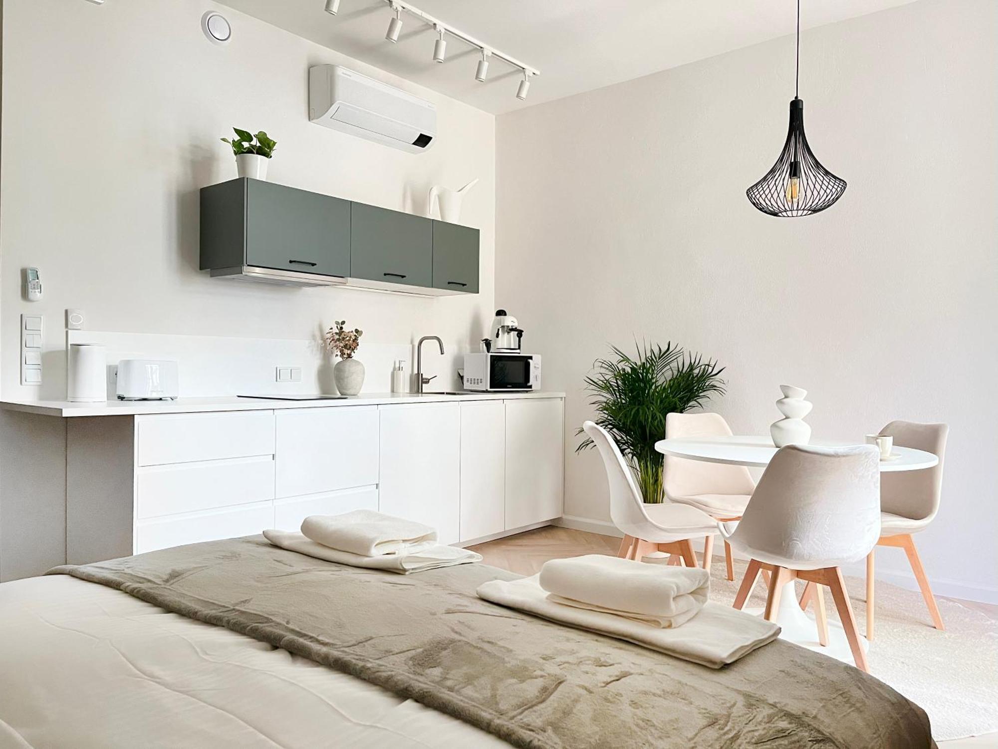 Premium With Air Conditioning For Couples In The Heart Of Krakow, Main Square *