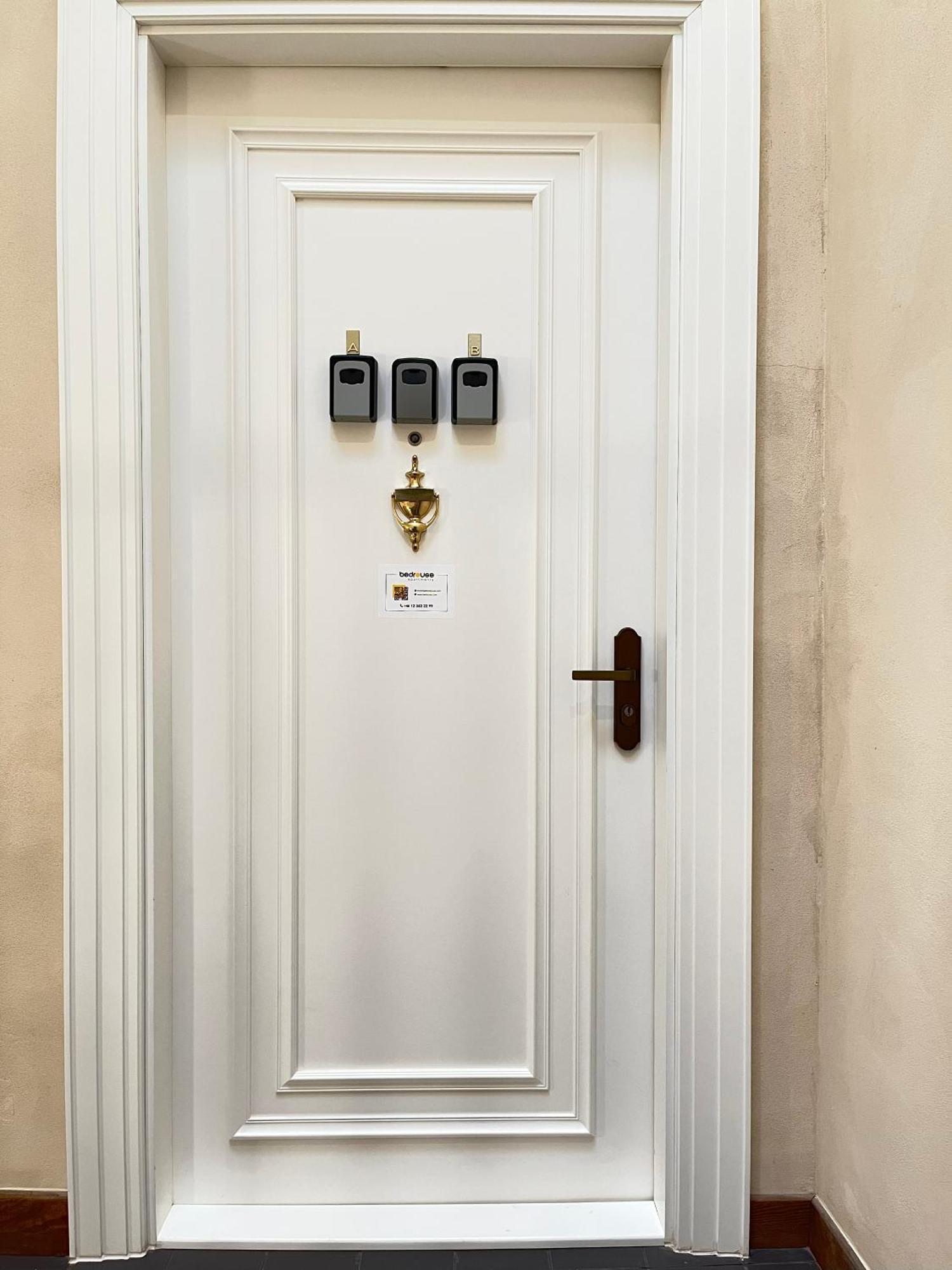 Premium With Air Conditioning For Couples In The Heart Of Krakow, Main Square Apartment *