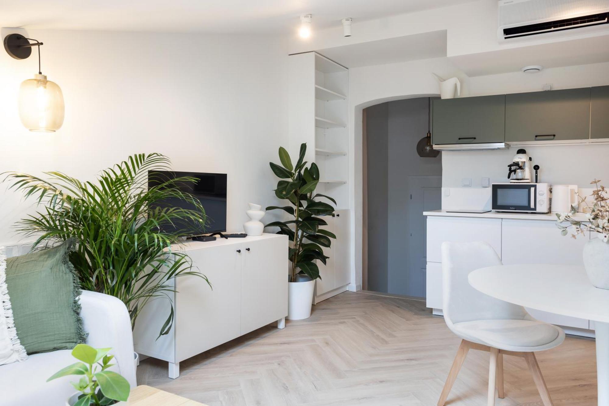 Premium With Air Conditioning For Couples In The Heart Of Krakow, Main Square * Krakau