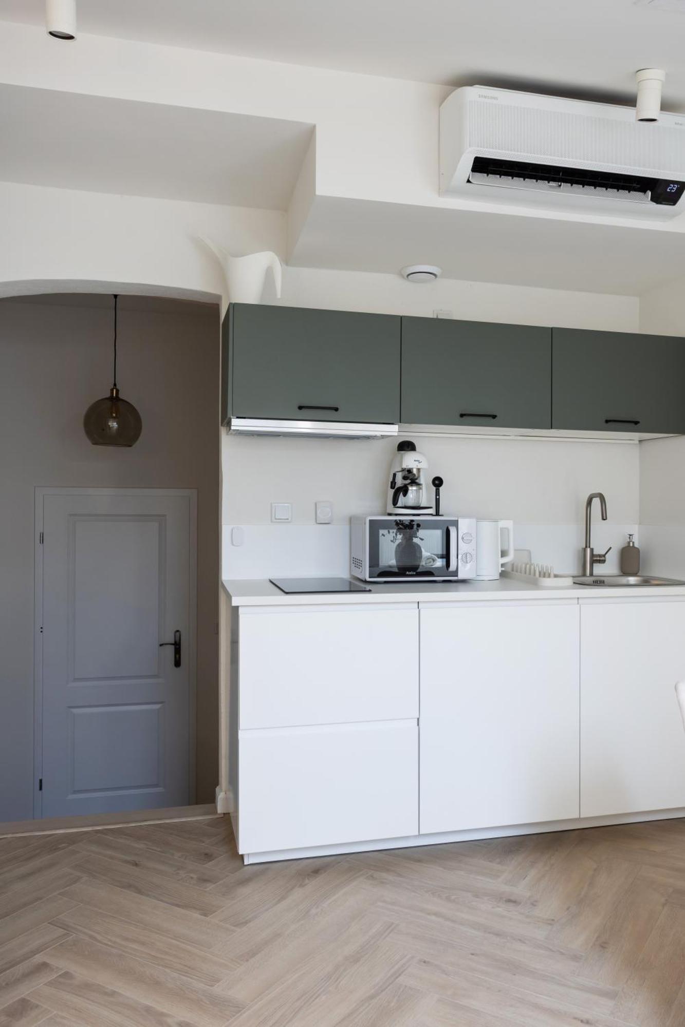 Premium With Air Conditioning For Couples In The Heart Of Krakow, Main Square * Krakau